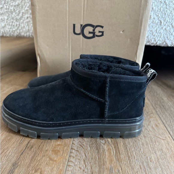 UGG Classic Mini Clear - Picture 6 of 8